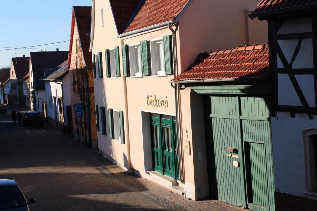 Alte Backstube - Ferienwohnung & *